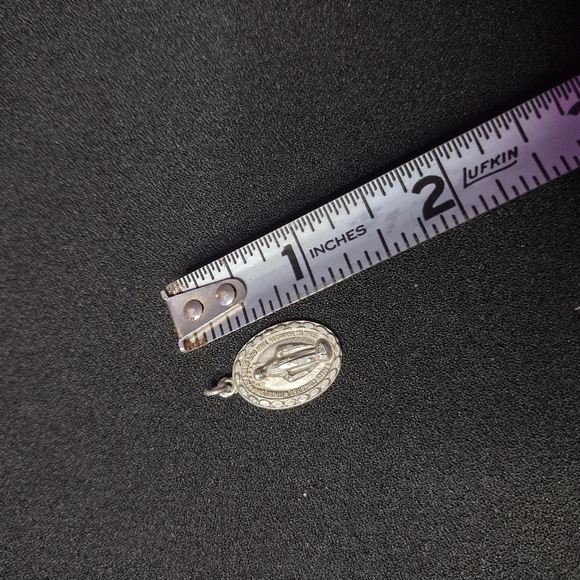 Vintage Chapel Sterling Silver Religious Pendant - Picture 5 of 5